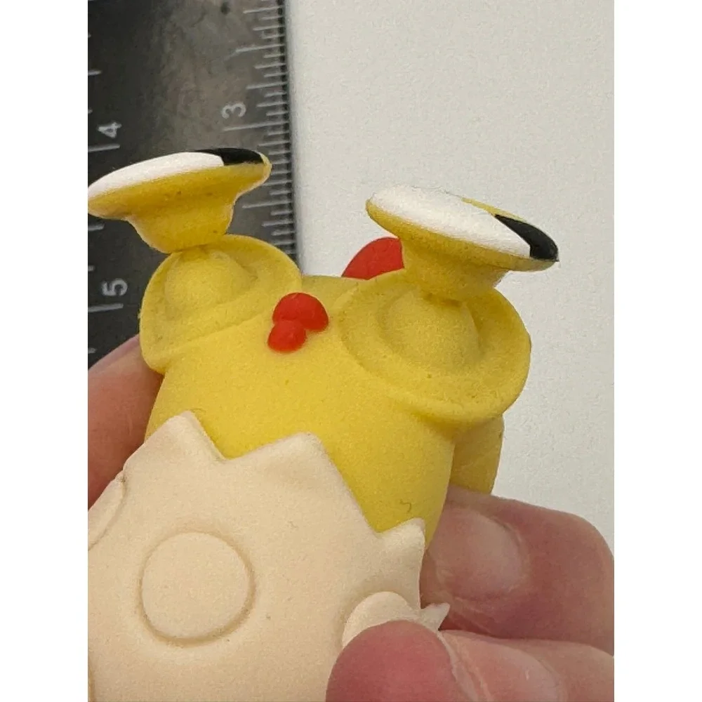 Kawaii Yellow Hatching Chick‎ Squeeze Pop Eye Keychain Gold Tone Bag Charm